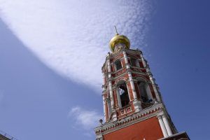 В Высоко-Петровском монастыре началась реставрация колокольни и церкви Пахомия