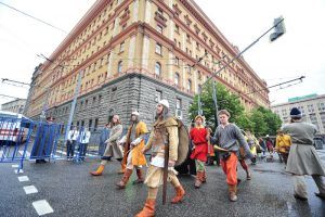 Костюмированным парадом завершится фестиваль варенья в Москве