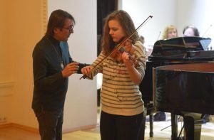 Концерт скрипки пройдет в Центре социального обслуживания «Арбат»