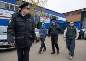 Сотрудники полиции Центрального округа задержали подозреваемого в мелком взяточничестве. Фото: "Вечерняя Москва"