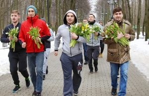 Уроки макияжа и живые цветы: в парках Тверского района отметят 8 Марта. Фото: mos.ru