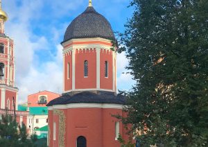 Специалисты почти завершили реставрацию главного собора Высоко-Петровского монастыря. Фото: сайт мэра Москвы
