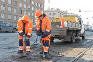 Почти 166 квадратных метров асфальта починили на дорогах района. Фото: Александр Казаков, «Вечерняя Москва»