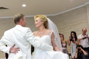 В Москве 5 и 6 июля вступили в брак 1,3 тыс пар. Фото: Пелагия Замятина, «Вечерняя Москва»