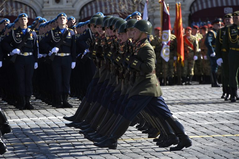 Генеральную репетицию парада Победы провели на Красной площади