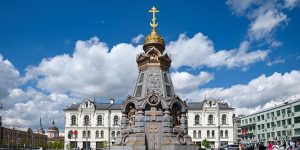 Памятник героям Плевны отреставрировали на площади Ильинские Ворота. Фото: сайт мэра Москвы