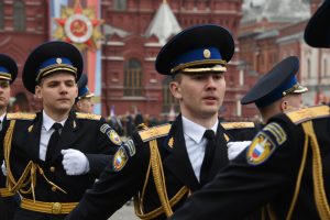 Более 20 тыс человек обеспечат порядок и безопасность в Москве на мероприятиях 9 мая. Фото: Пелагея Замятина, «Вечерняя Москва»