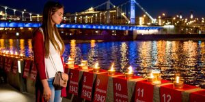 Знаковую акцию «Вахта памяти. Вечный огонь» организуют на Александровском саду. Фото: сайт мэра Москвы