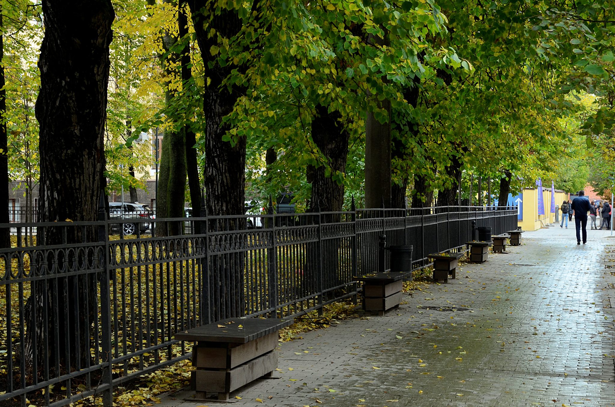 Назван сквер. Новые скверы Москвы. Арбат Москва фото. Улица Арбат фото.