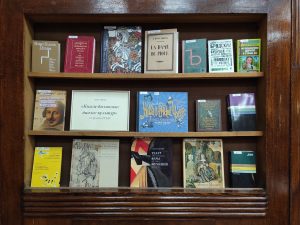 Выставка «Книги-билингвы: диалог культур» открылась в РГБИ. Фото: страница РГБИ в социальных сетях