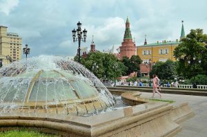 Участники маркета «Сделано в Москве» направят часть выручки в фонд поддержки СВО. Фото: Анна Быкова, «Вечерняя Москва»