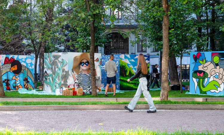 Работы победителей конкурса «Московское лето» выставят на Страстном бульваре. Фото: пресс-служба Департамента торговли и услуг города Москвы