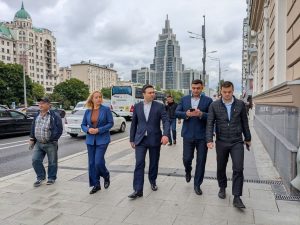 Обход территории провел глава управы района. Фото: страница управы района Тверской в социальных сетях