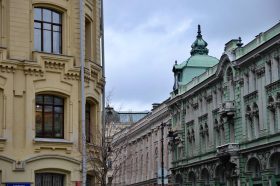 Движение транспорта ограничат на Ильинке. Фото: Анна Быкова, «Вечерняя Москва»