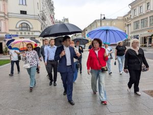 Обход территорий состоялся в Тверском районе. Фото: страница управы Тверского района в социальных сетях