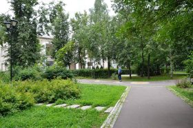 «Цвета нашего флага»: праздничная программа состоится в Новослободском парке. Фото: Анна Быкова, «Вечерняя Москва»