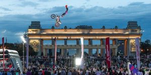 Фестиваль «Ночь московского спорта» прошел в районе. Фото: пресс-служба Департамента спорта города Москвы
