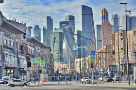 Более 60 улиц и набережных перекроют для проведения Московского марафона 20-21 сентября. Фото: Анна Быкова, «Вечерняя Москва»