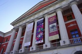 «Маяки русского мира» загорелись в Мурманске на основе архивов ГЦМСИР. Фото: Анна Быкова, «Вечерняя Москва»