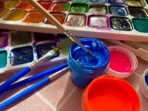 «Площадь Революции» стала вдохновением для художников проекта «Искусство в метро». Фото: Татьяна Петрыкина, «Вечерняя Москва»