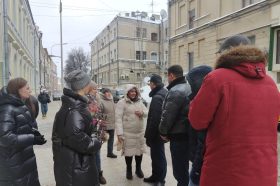 Обход территории провел глава управы. Фото: страница управы Тверского района в социальных сетях